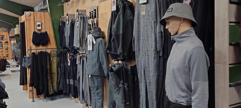 BEKLÆDNING BEKLÆDNING